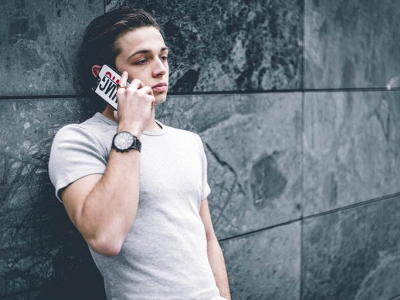 Tips Fashion Pria, Tampil Keren dan Stylish dengan Kaos Polos