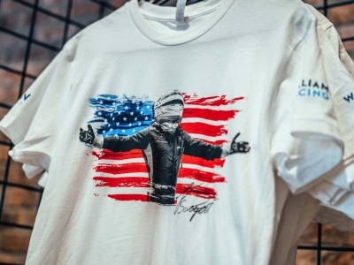 Inilah 10 Alasan Harus Gunakan Konveksi Kaos Murah Windofa Apparel dan Keuntungannya
